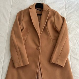 *Sold* Super cute mid long coat, slim fit